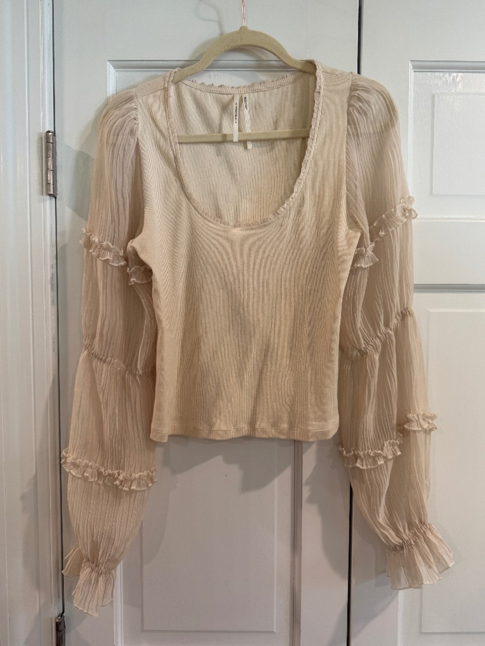 Anthropology Ribbed Top with Sheer Puff Sleeves size M